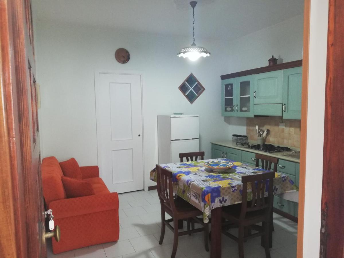Casa Vacanza Nina Milazzo Buitenkant foto