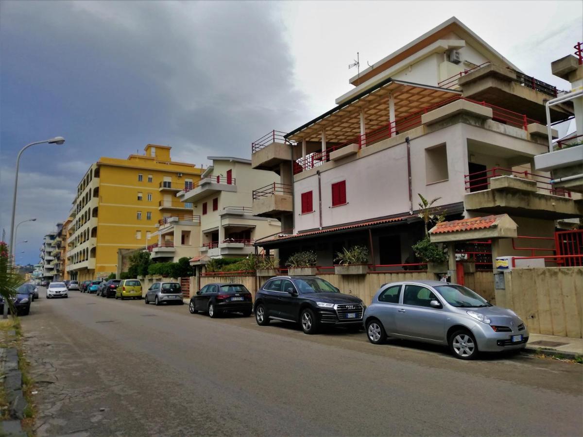 Casa Vacanza Nina Milazzo Buitenkant foto